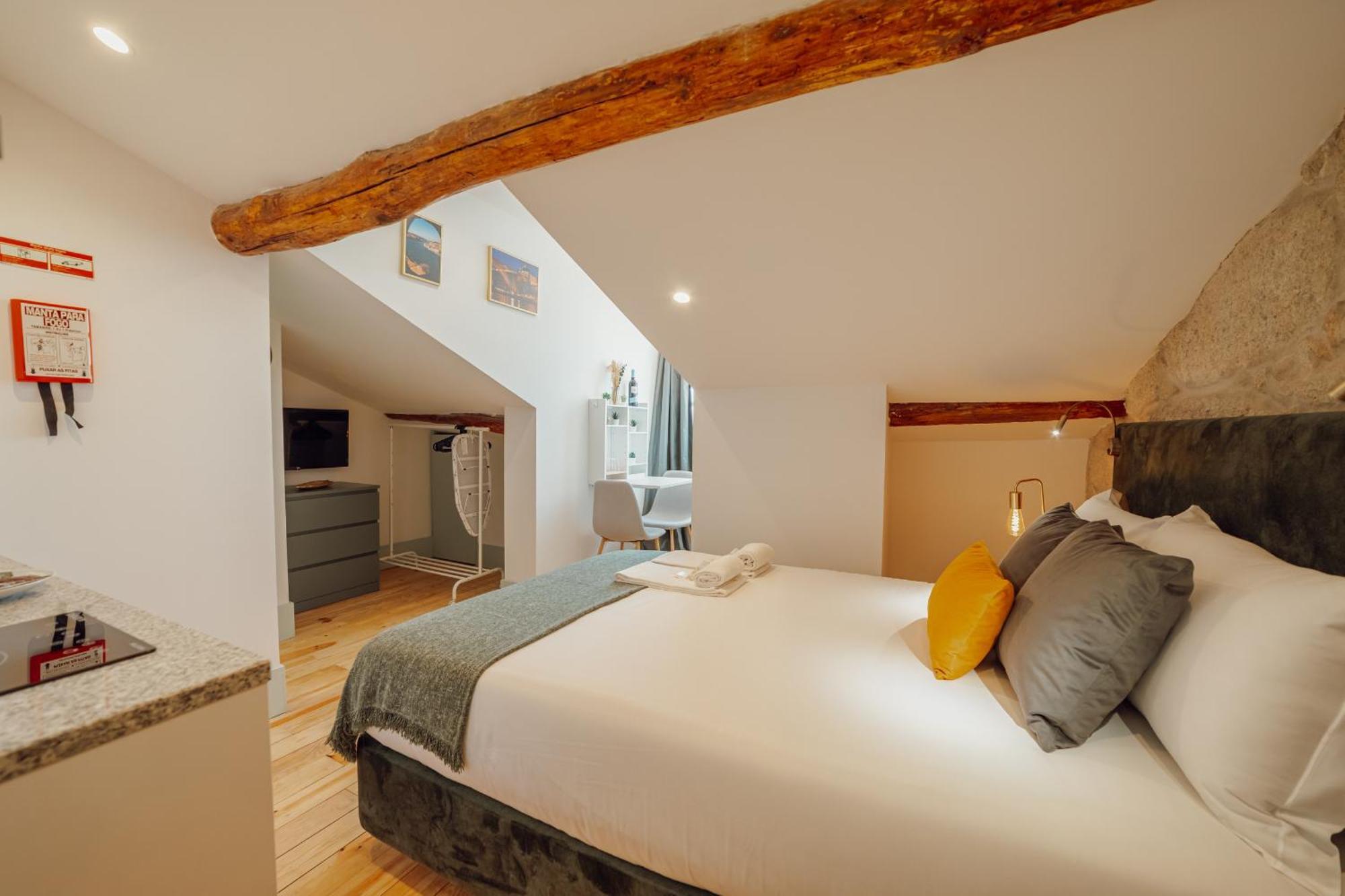 Downtown Suites By Vacationy Porto Buitenkant foto