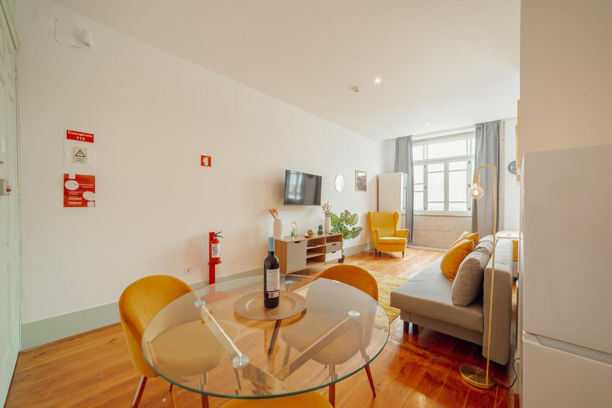 Downtown Suites By Vacationy Porto Buitenkant foto